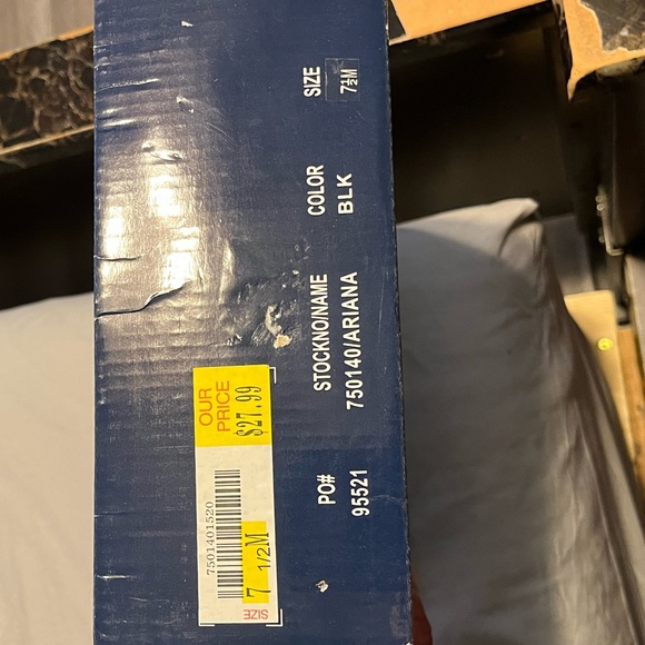 Torta Caliente Black Velvet Heels - Picture 3 of 3